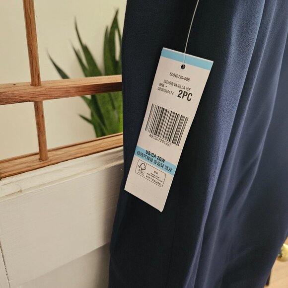 NWT Le Suit Plus Size Shawl-Collar Skirt Suit - Indigo + Vanilla Ice Navy Blue - Picture 8 of 11